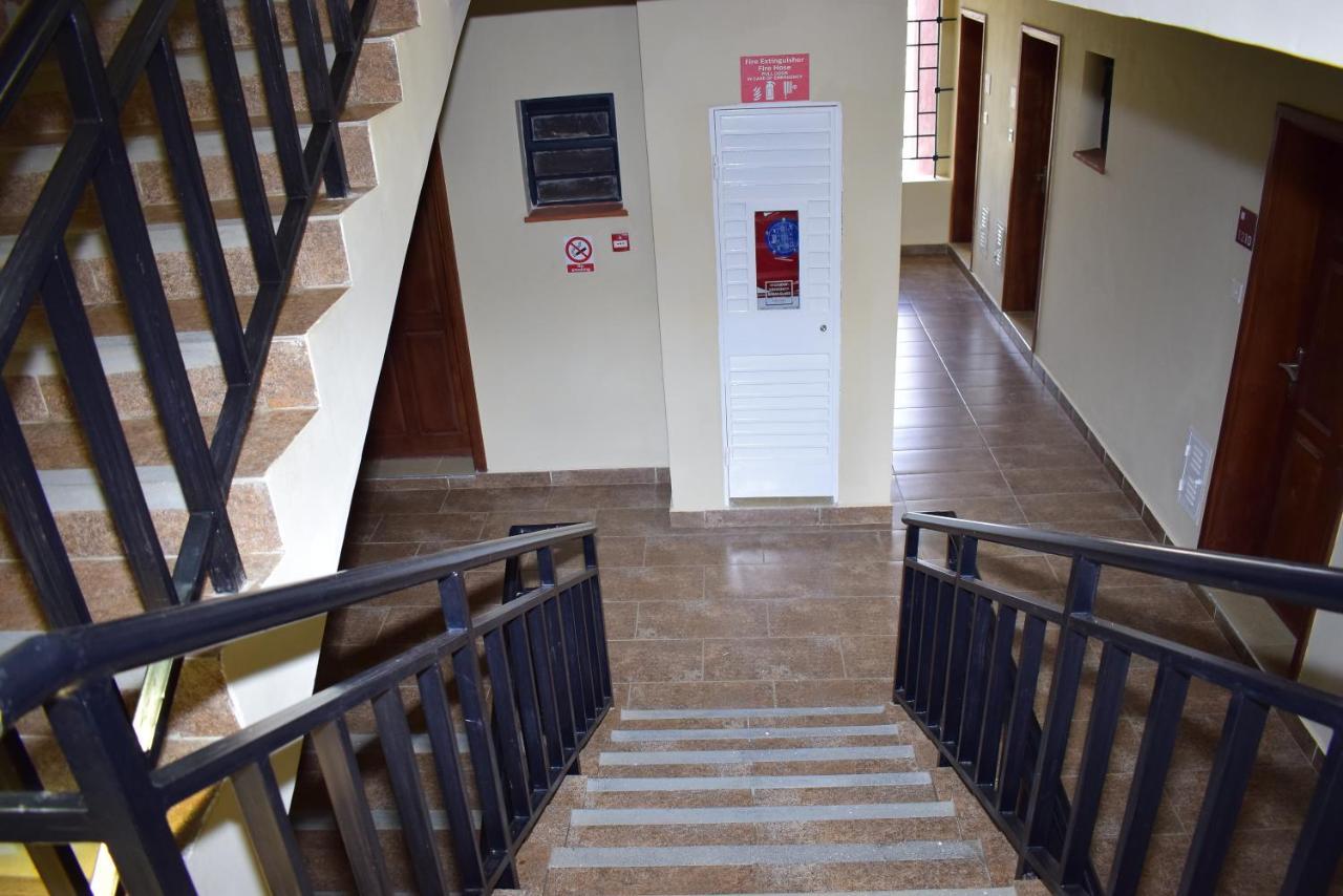 West Suites Nairobi Exteriör bild