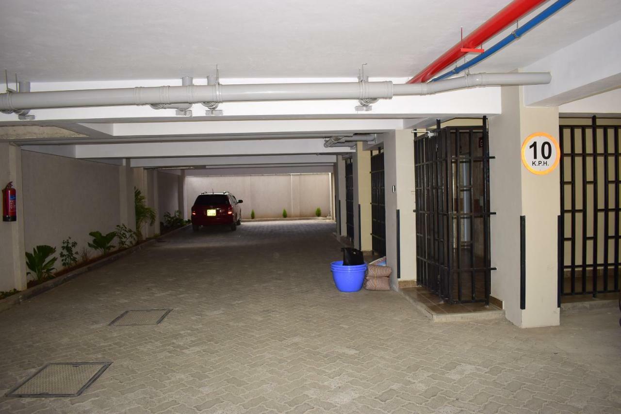 West Suites Nairobi Exteriör bild